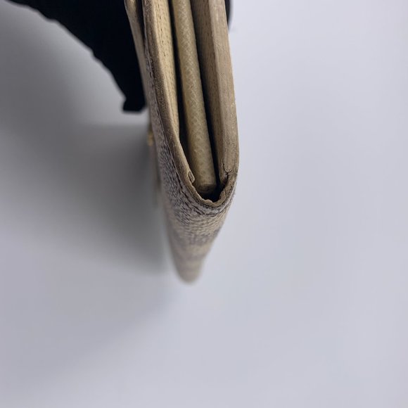 Authentic Louis Vuitton DA White Long Wallet - Picture 7 of 15